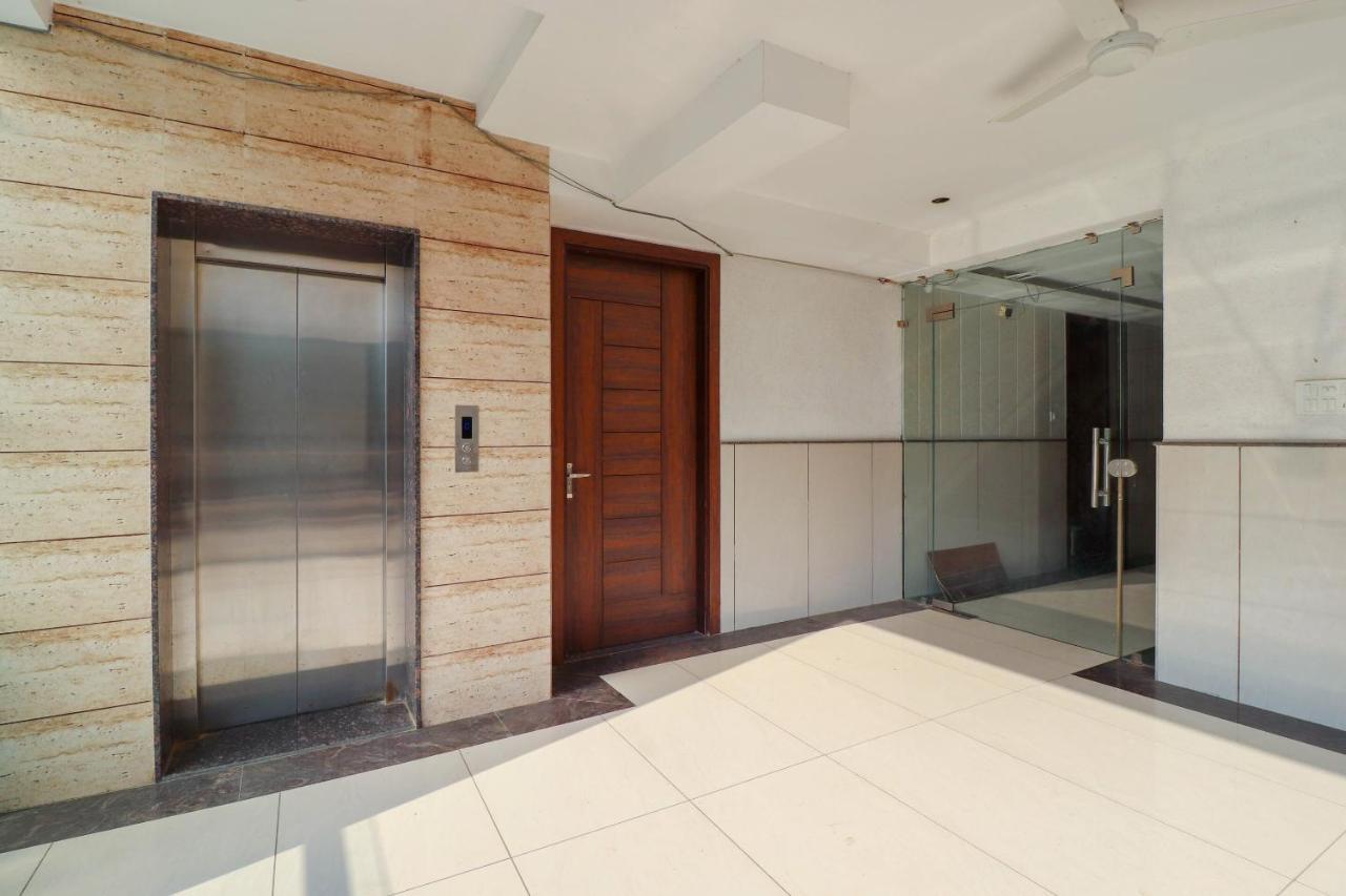 Capital O 76444 Hotel Hill-Top Inn Narendra Nagar Exterior foto